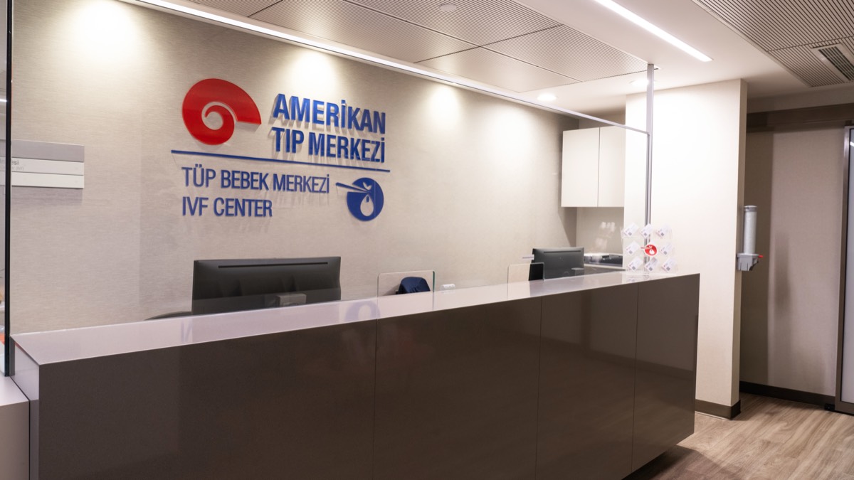American Medical Center - Reception