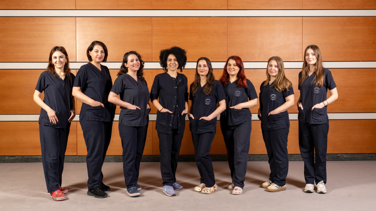 American Hospital Fertilist IVF Team - Photo 4