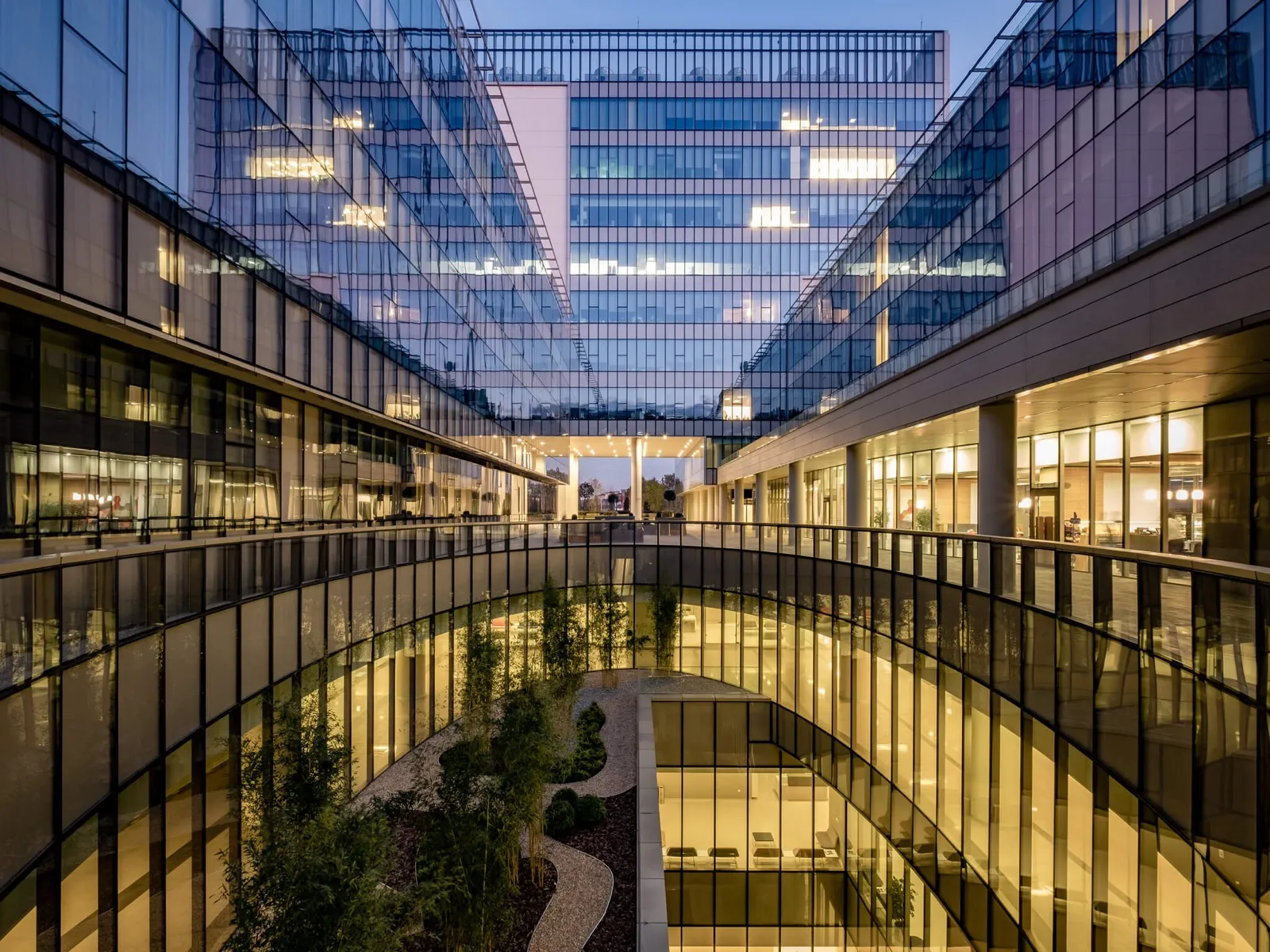 Koç University Hospital - interior 02